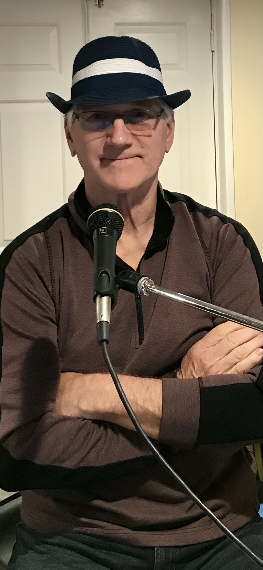 ONDRA performing live